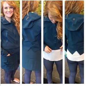 Lululemon Rain or Shine Jacket - size 10